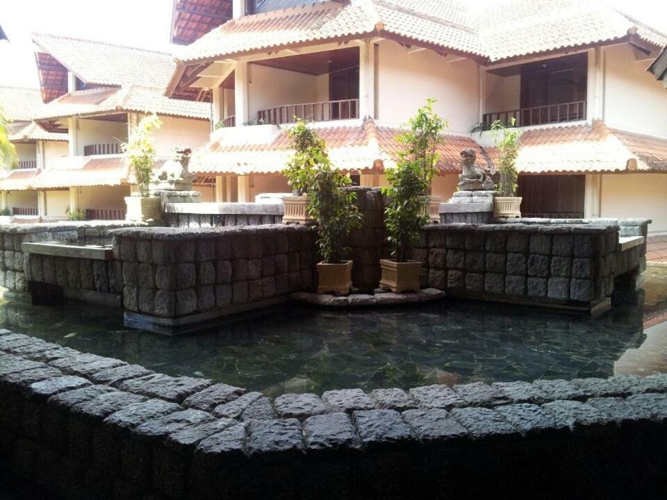 Hotel Pusako בוקיטינגי מראה חיצוני תמונה
